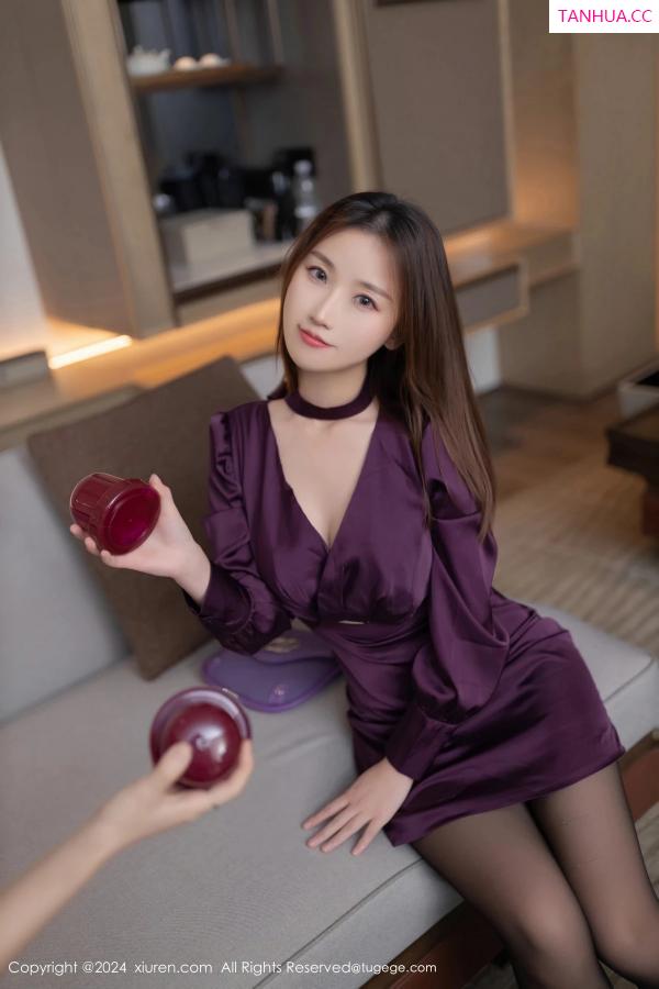   [XiuRen]高清写真图 2024.03.20 No.8264 杏子Yada 剧情主题第48张图片